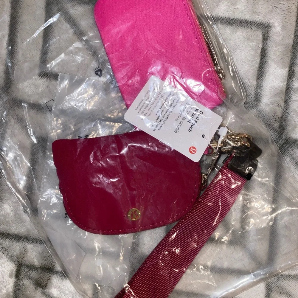 NEW LULULEMON Dual Pouch Wristlet - Picture 9 of 15